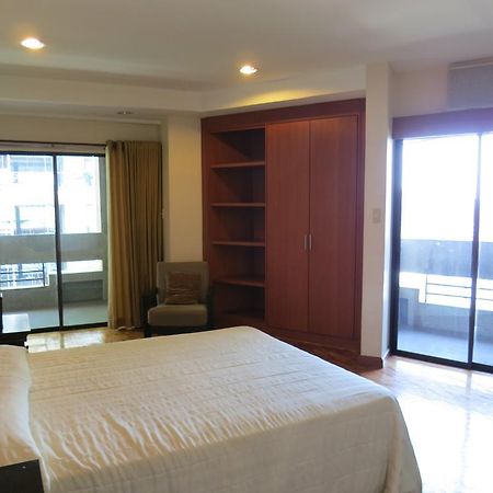 Midland Plaza Aparthotel Manila Kültér fotó